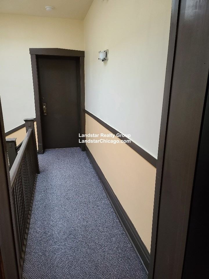 4907 N Springfield Ave #3 - Photo 2 of 21