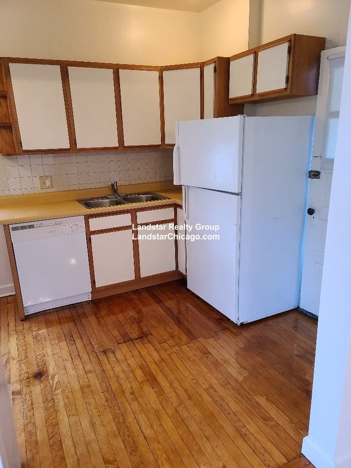 4907 N Springfield Ave #3 - Photo 5 of 21
