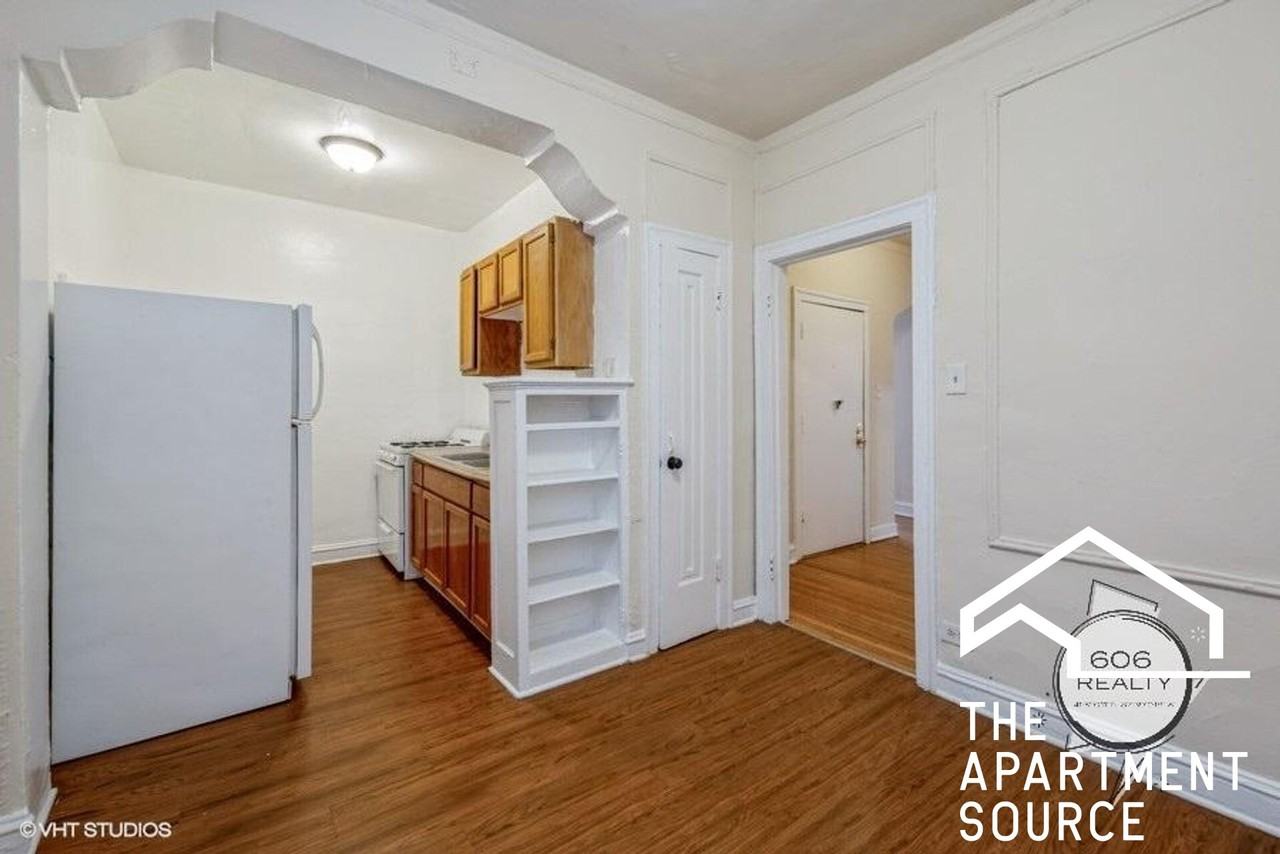 5248 S Drexel Ave #1W - Photo 4 of 8