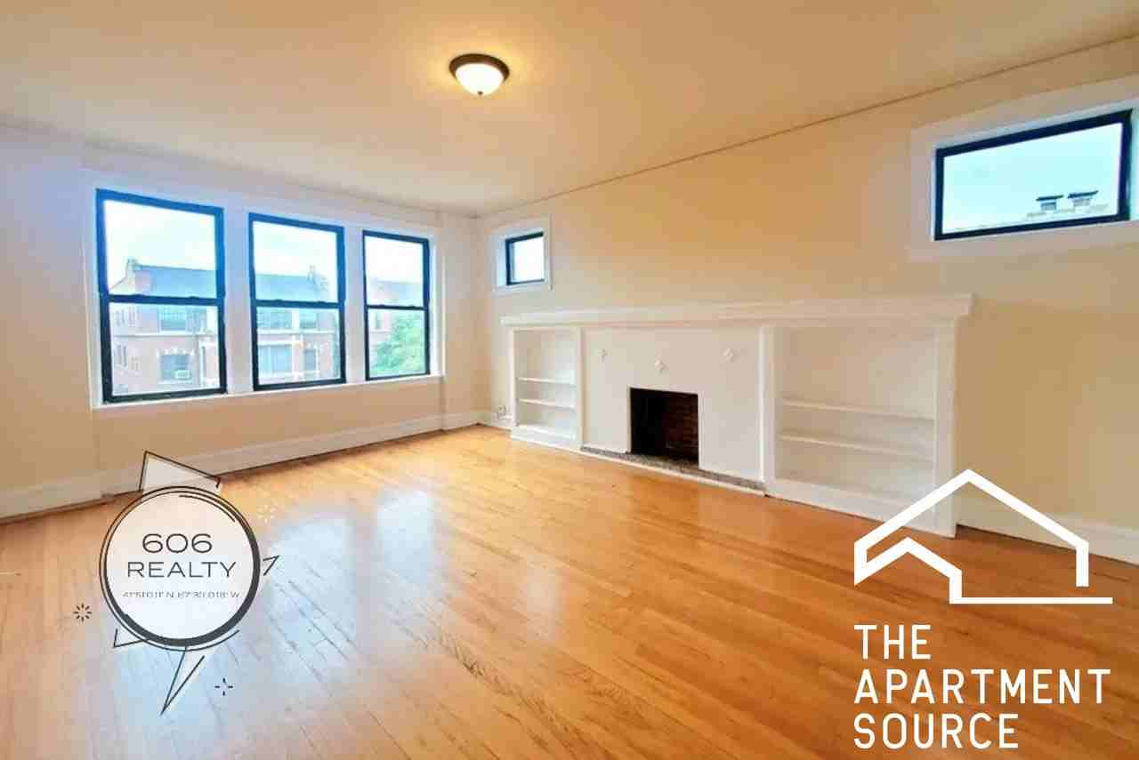 1024 South Hyde Park #3N - Photo 3 of 9