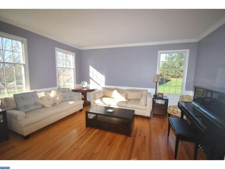 7 Kemper Lakes Ct - Photo 2 of 15