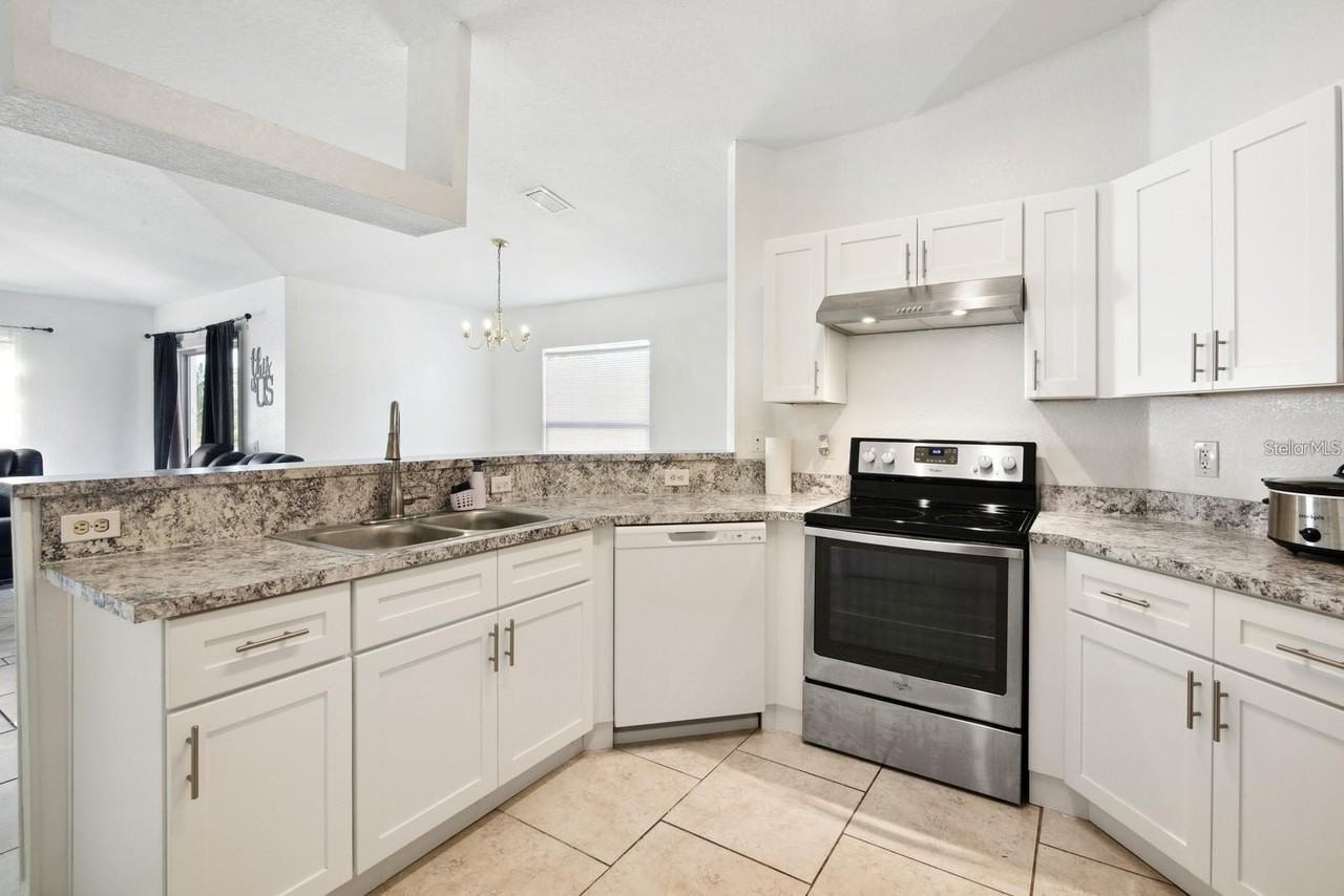 522 Partridge Dr - Photo 7 of 19