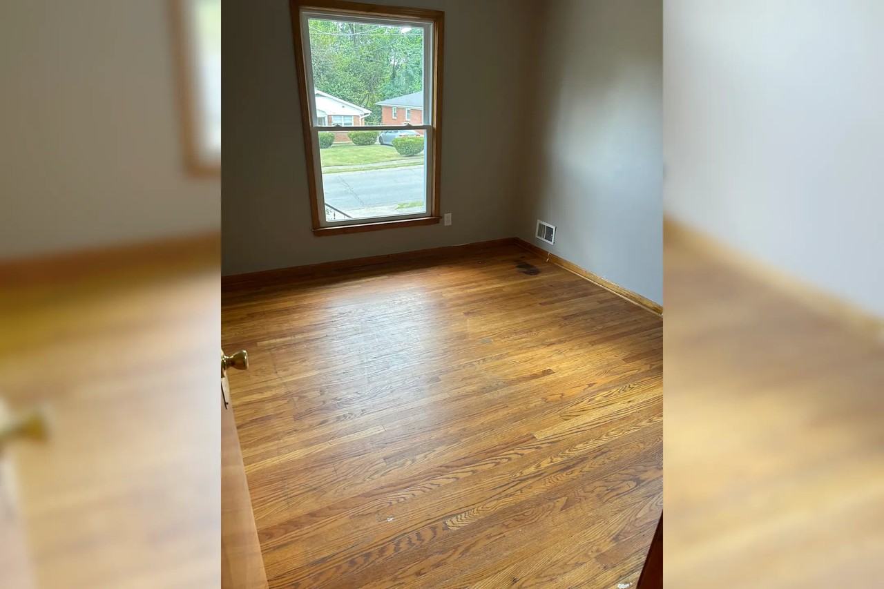 1630 Arling Ave - Photo 3 of 9