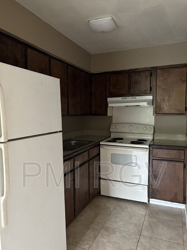 1803 Washington Ave #4 - Photo 5 of 11