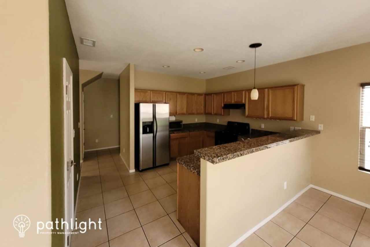 3831 Crystalaire Ave Nw - Photo 3 of 13