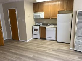1520 Girard Blvd Ne - Photo 1 of 1