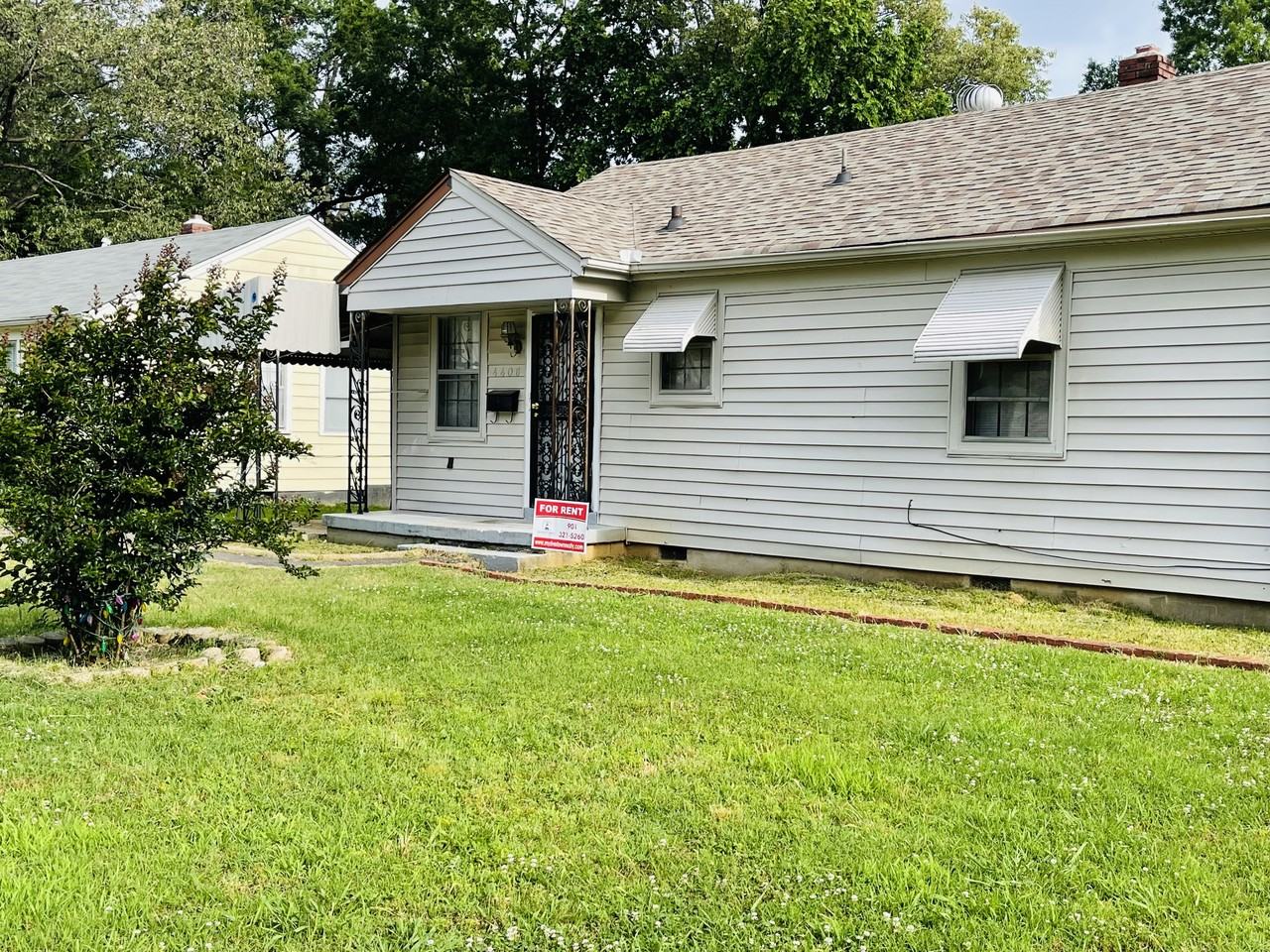 4406 Ferndale Rd - Photo 2 of 27