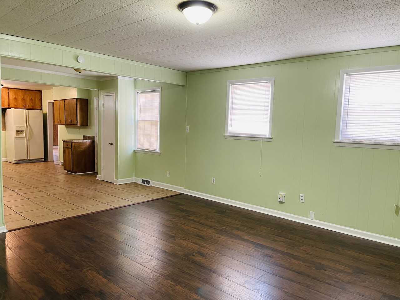 4406 Ferndale Rd - Photo 7 of 27