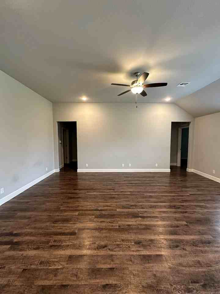 13318 S 19th Pl - Photo 6 of 14