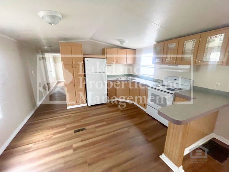 340 S Hankin Rd - Photo 3 of 14