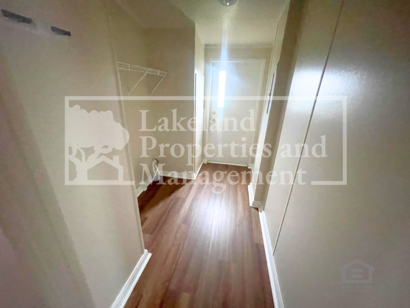 340 S Hankin Rd - Photo 6 of 14
