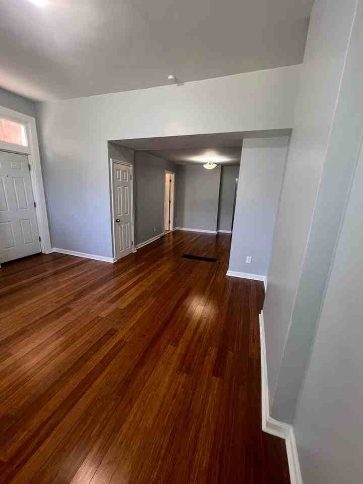 3011 Texas Ave - Photo 3 of 16
