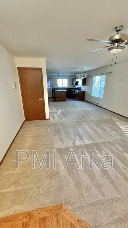 11048 Elliston Way Ne - Photo 2 of 26