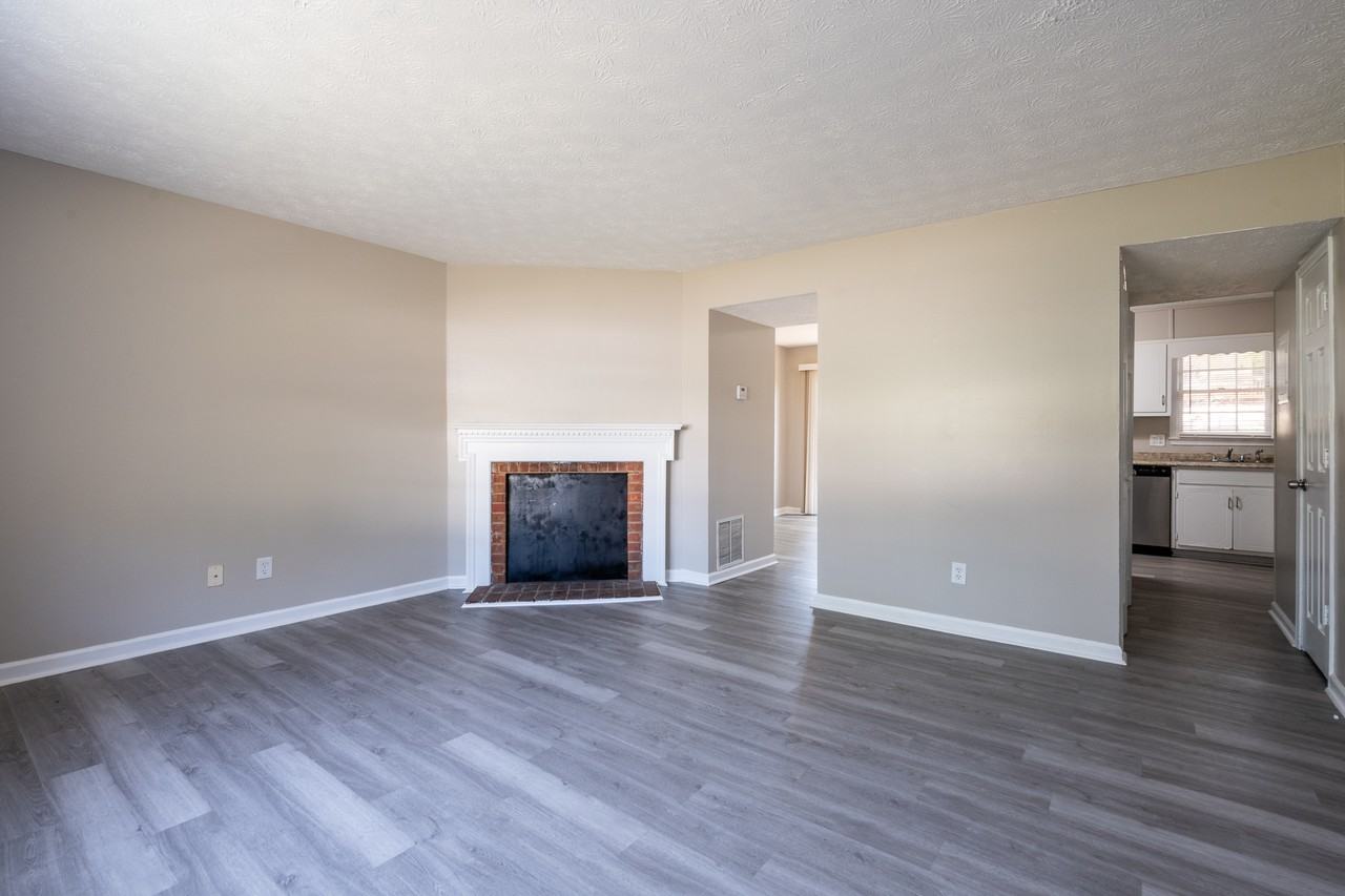 580 Downing St - Photo 2 of 21