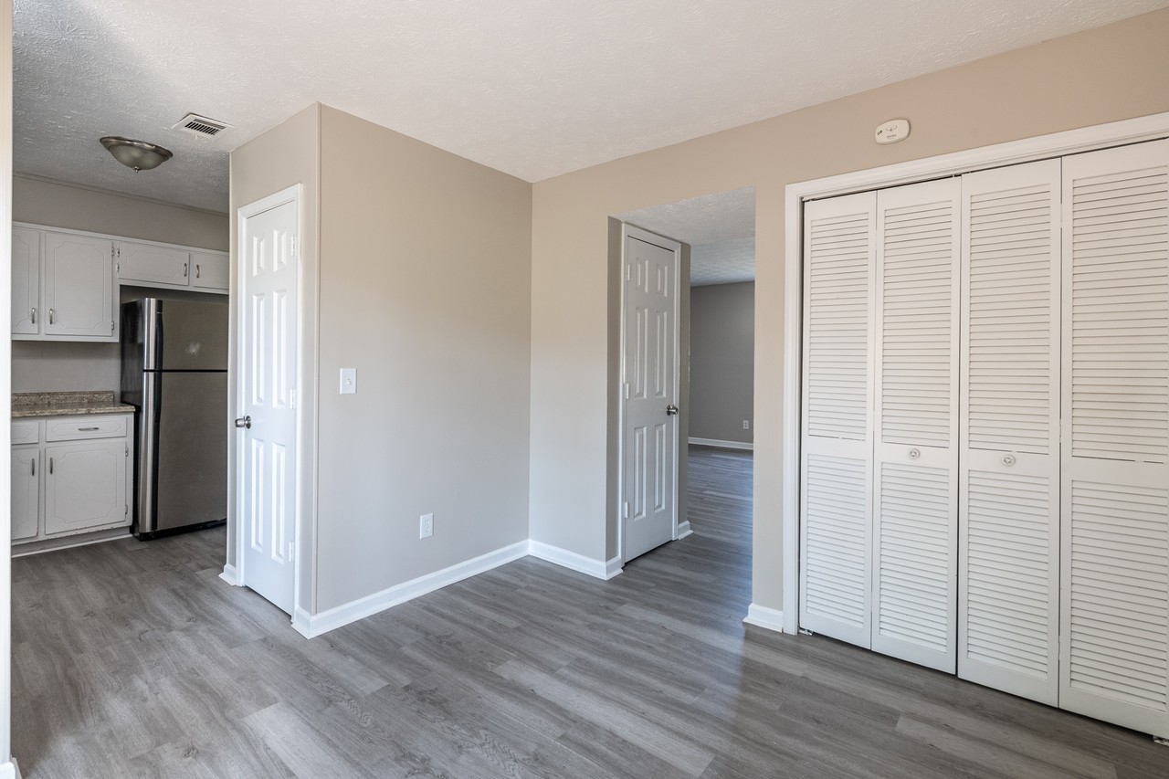 580 Downing St - Photo 7 of 21