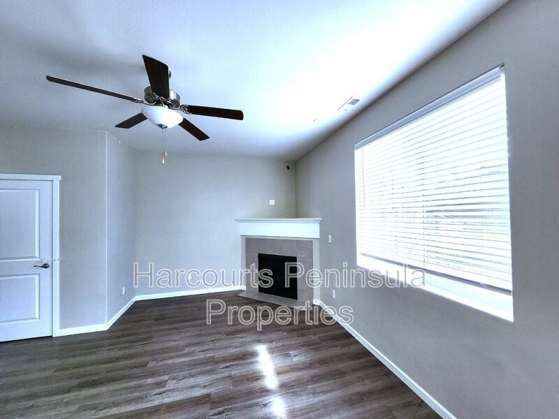 4785 Driftwood St - Photo 7 of 29