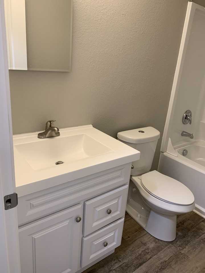 1250 Kenwood Ave - Photo 6 of 6