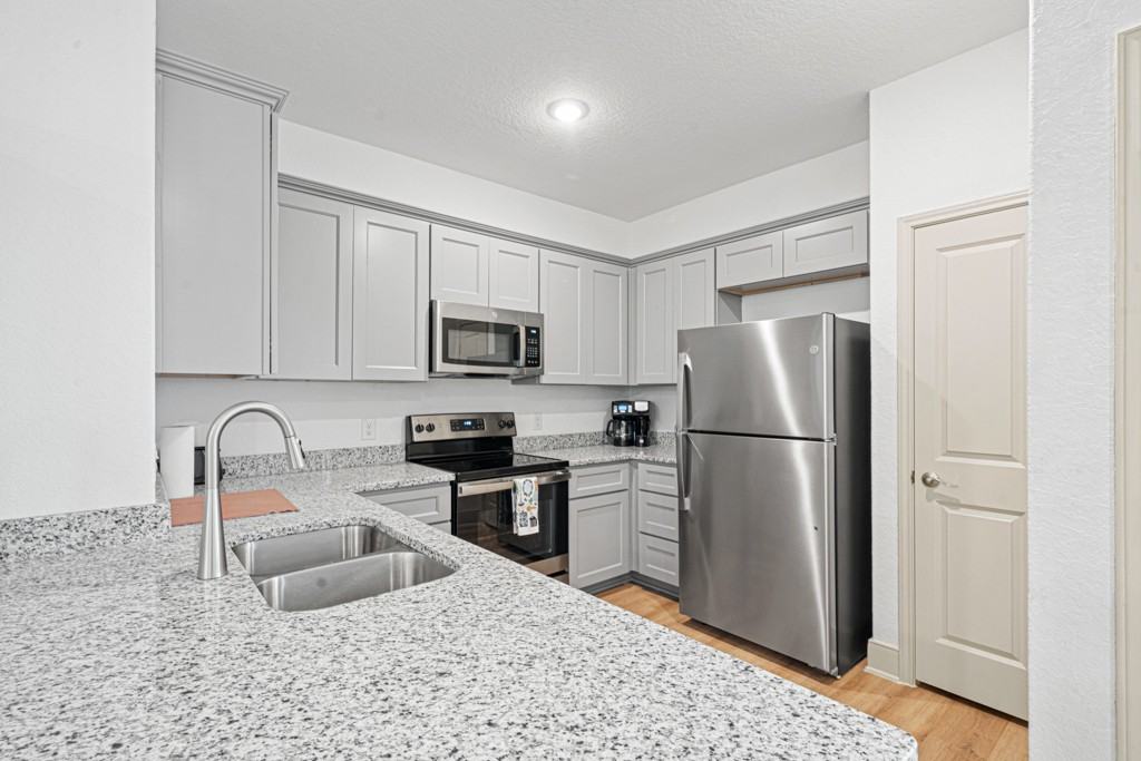 7516 Magnolia Village - Photo 3 of 21