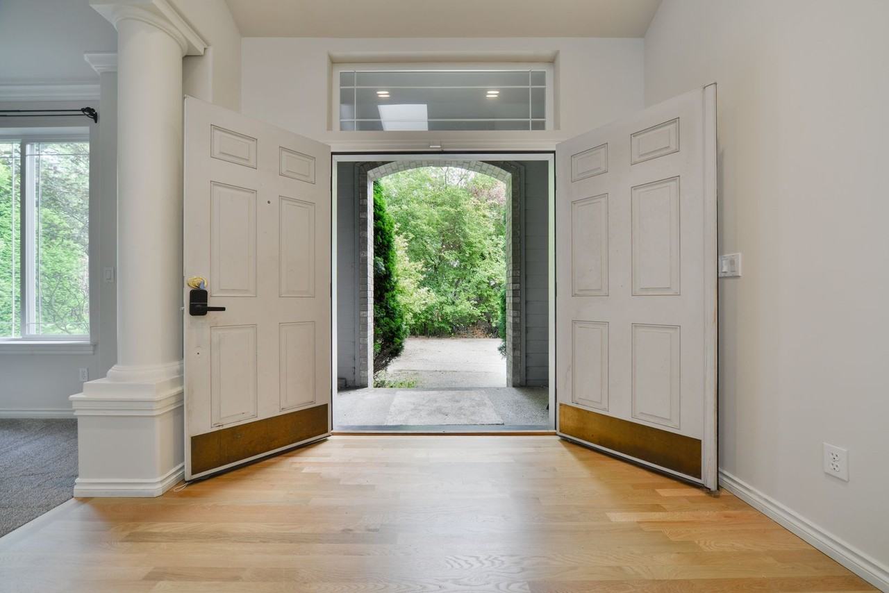 8428 Ne 147th Pl - Photo 5 of 50