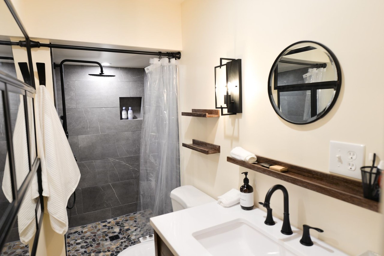 31251 Pedro St - Photo 4 of 8