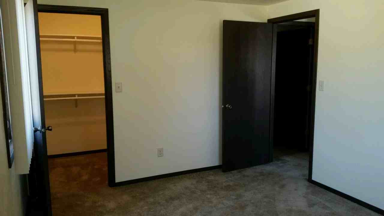 Windsor Heights - Photo 5 of 146