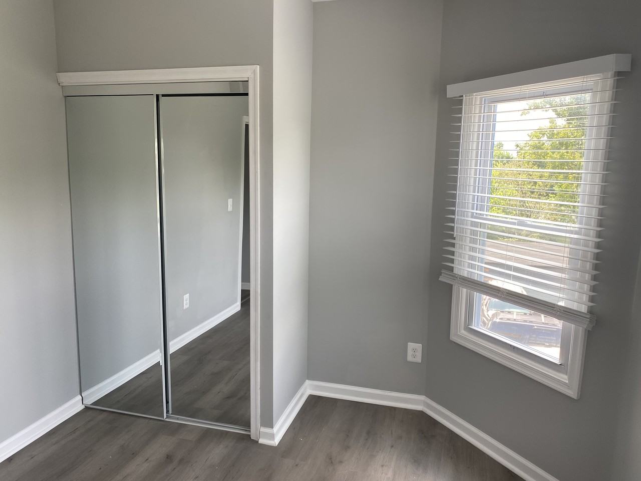 2933 Presstman Street - Photo 3 of 12