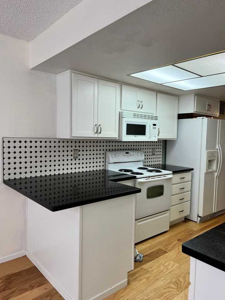 6020 Conness Way - Photo 3 of 13