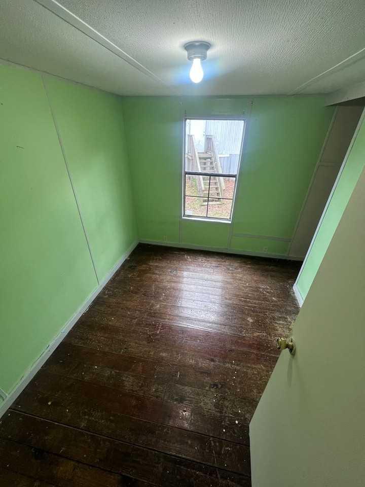 30008 Alisha Cir - Photo 2 of 9