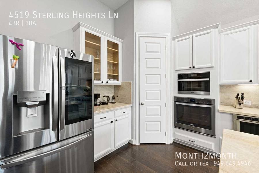 4519 Sterling Heights Ln - Photo 4 of 42