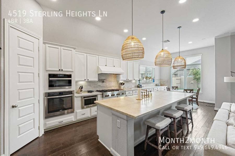 4519 Sterling Heights Ln - Photo 7 of 42