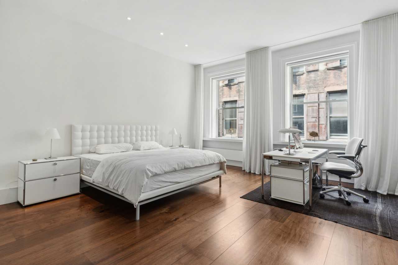 44 White St #4thFL - Photo 2 of 12