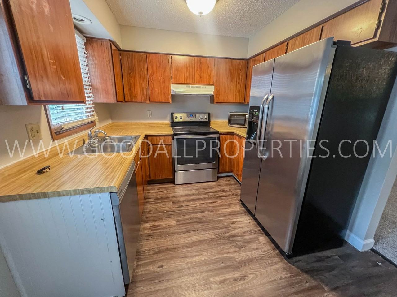 2405 3rd St Sw - Photo 4 of 16