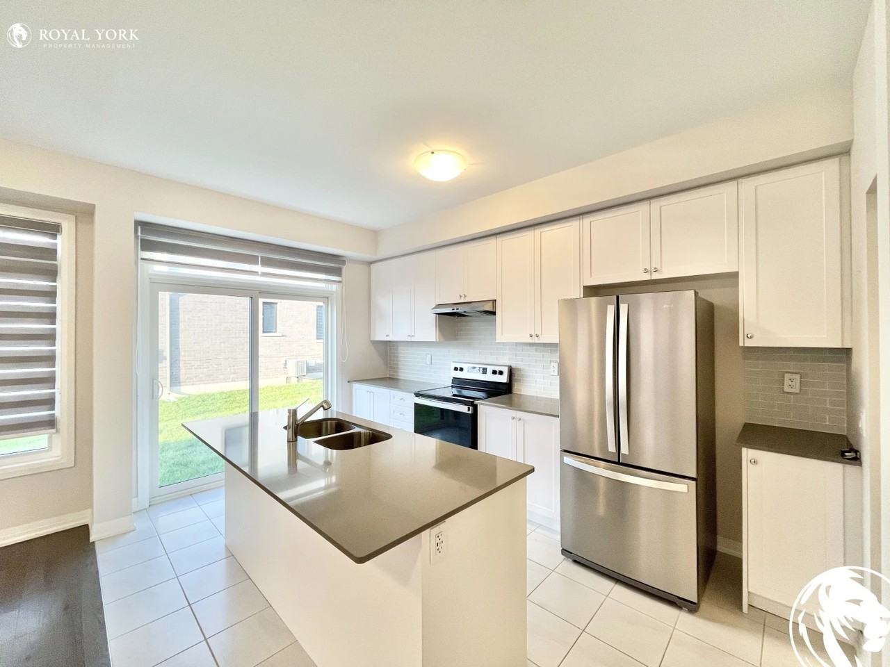 116 Yale Drive, Hamilton, Ontario L0R 1W0 - Photo 3 of 14
