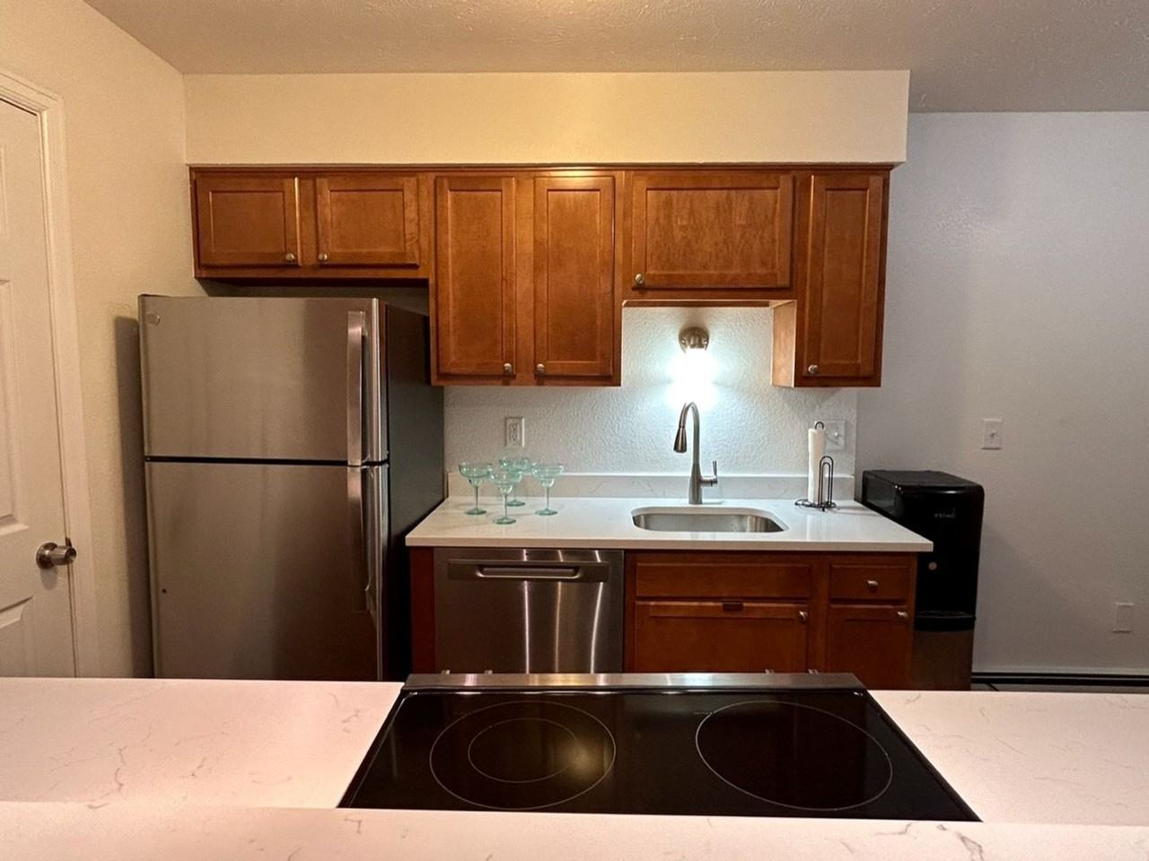 695 Manhattan Dr #12 - Photo 2 of 9