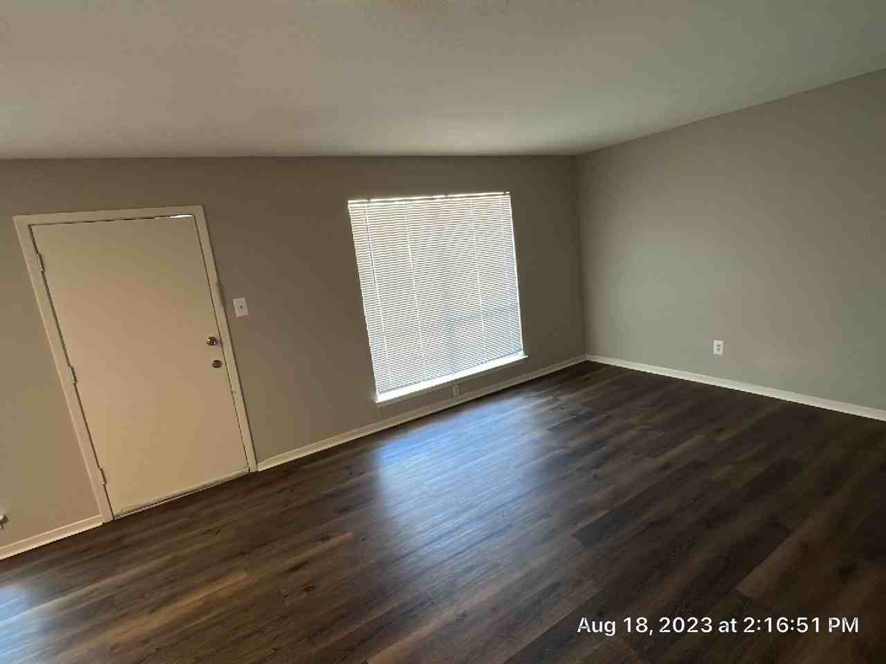 U of M Area~~ - Photo 3 of 13