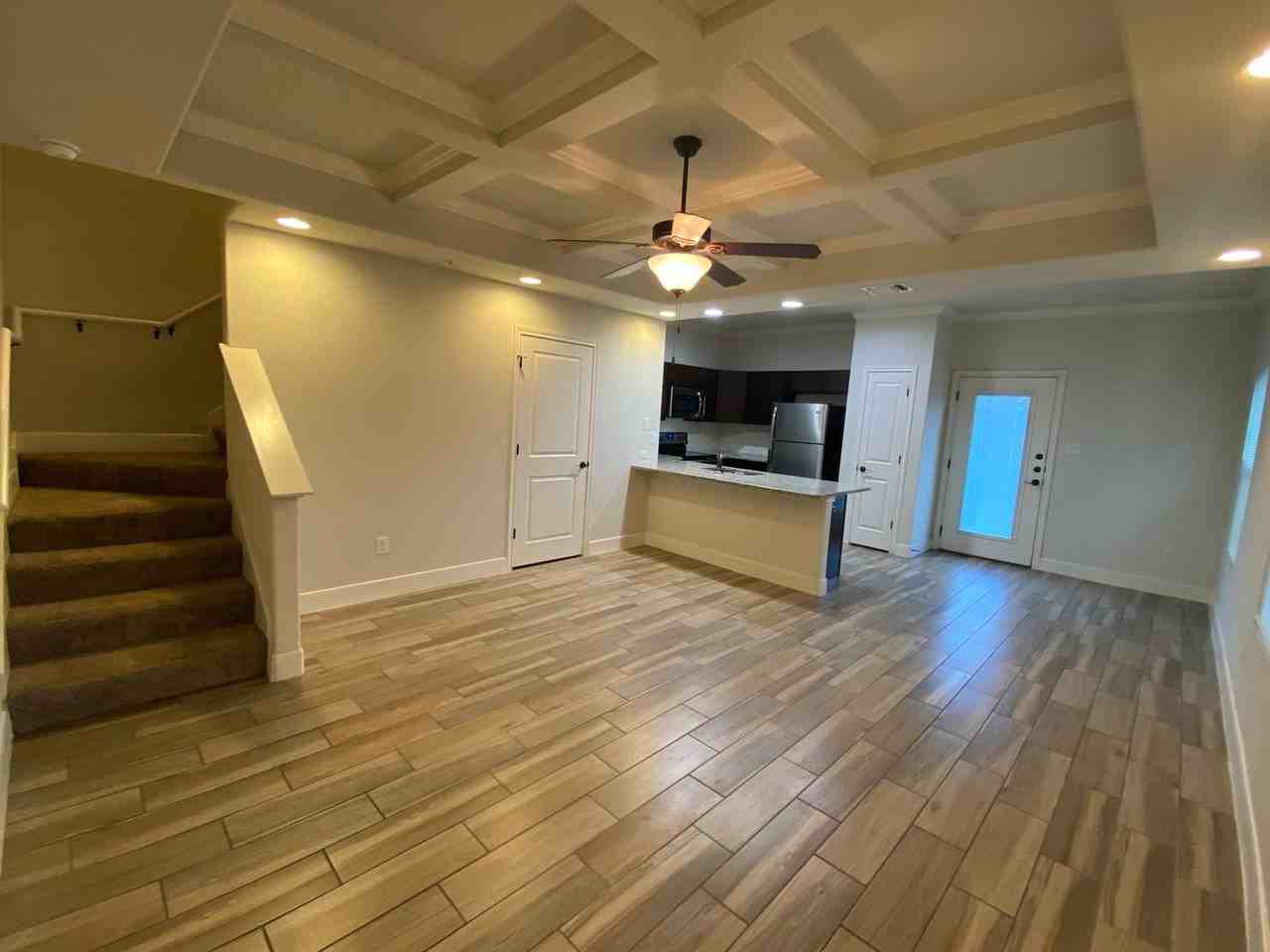 6310 Melanzane Ave - Photo 3 of 17