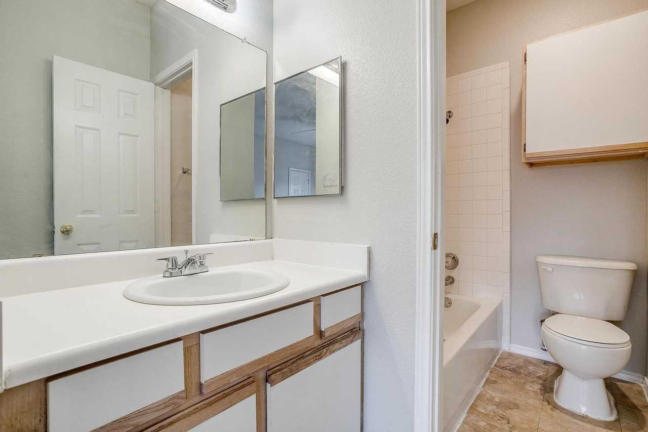 3212 Donnelly Cir #502 - Photo 7 of 21