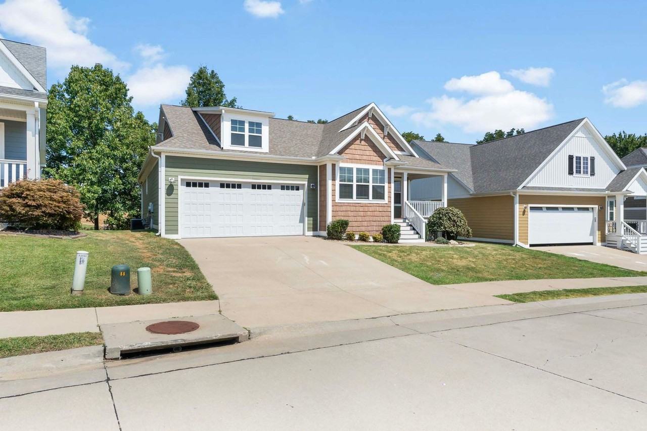 2983 Pine Hill Spur - Photo 2 of 30