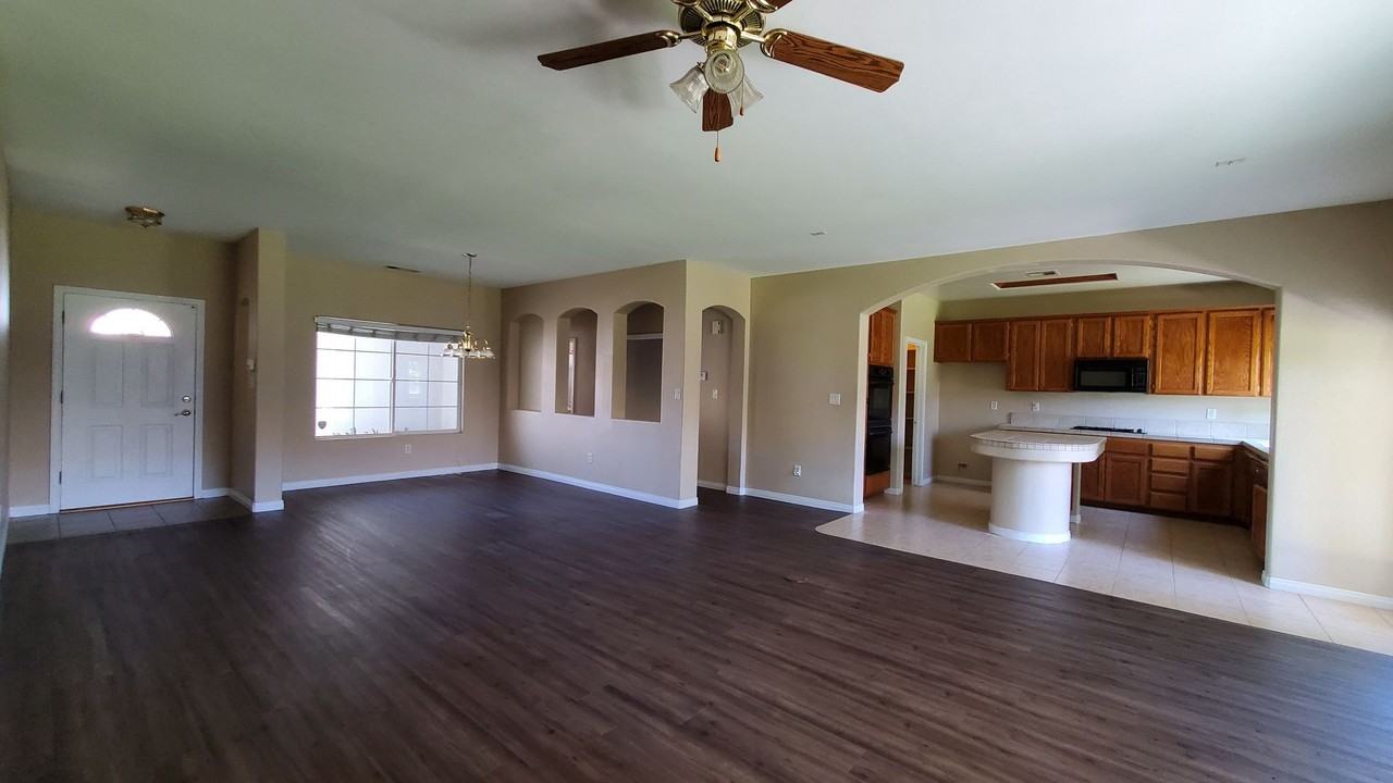 11015 Vista Del Luna Dr - Photo 7 of 21