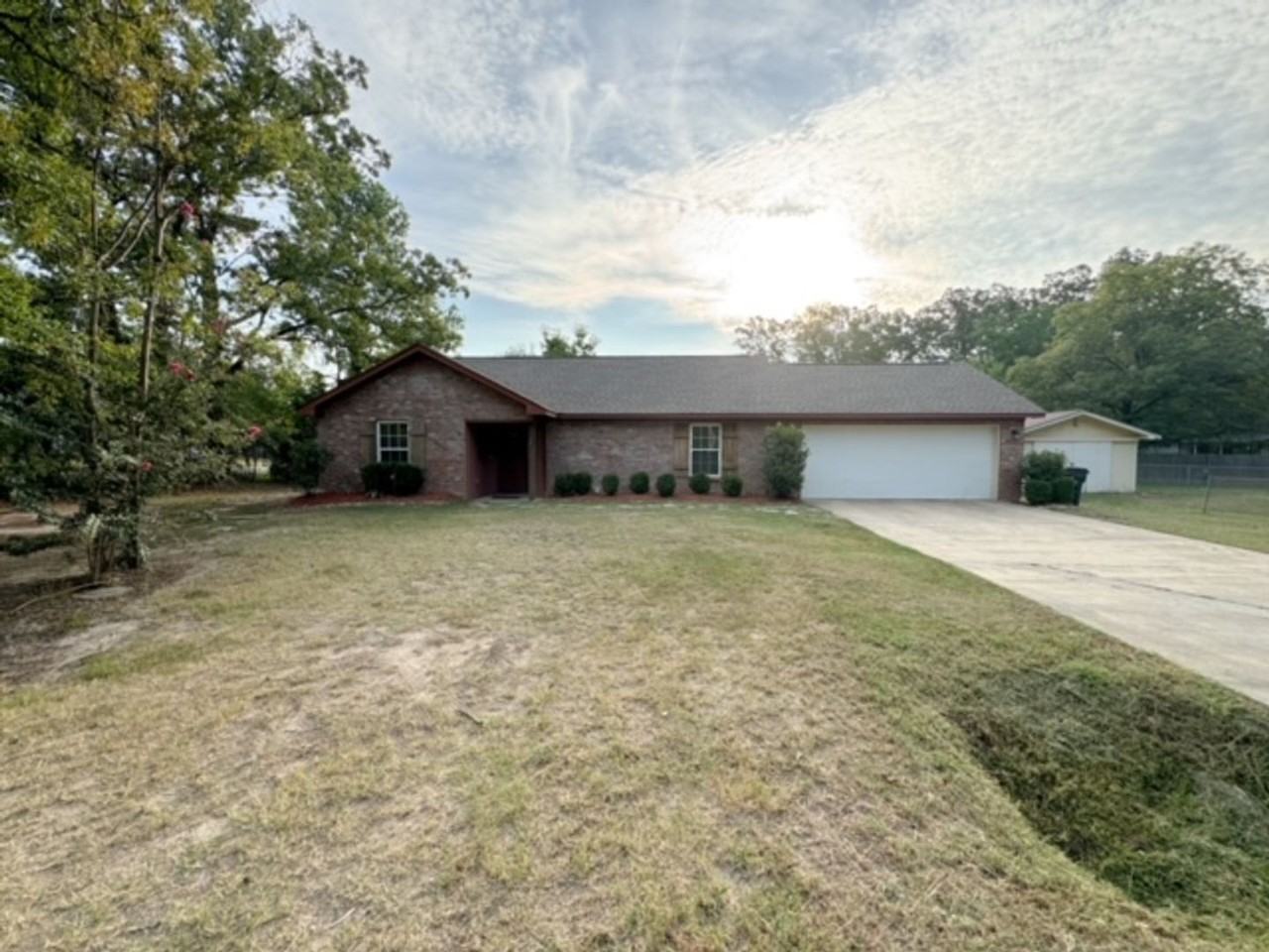 West Monroe Properties - Photo 2 of 19