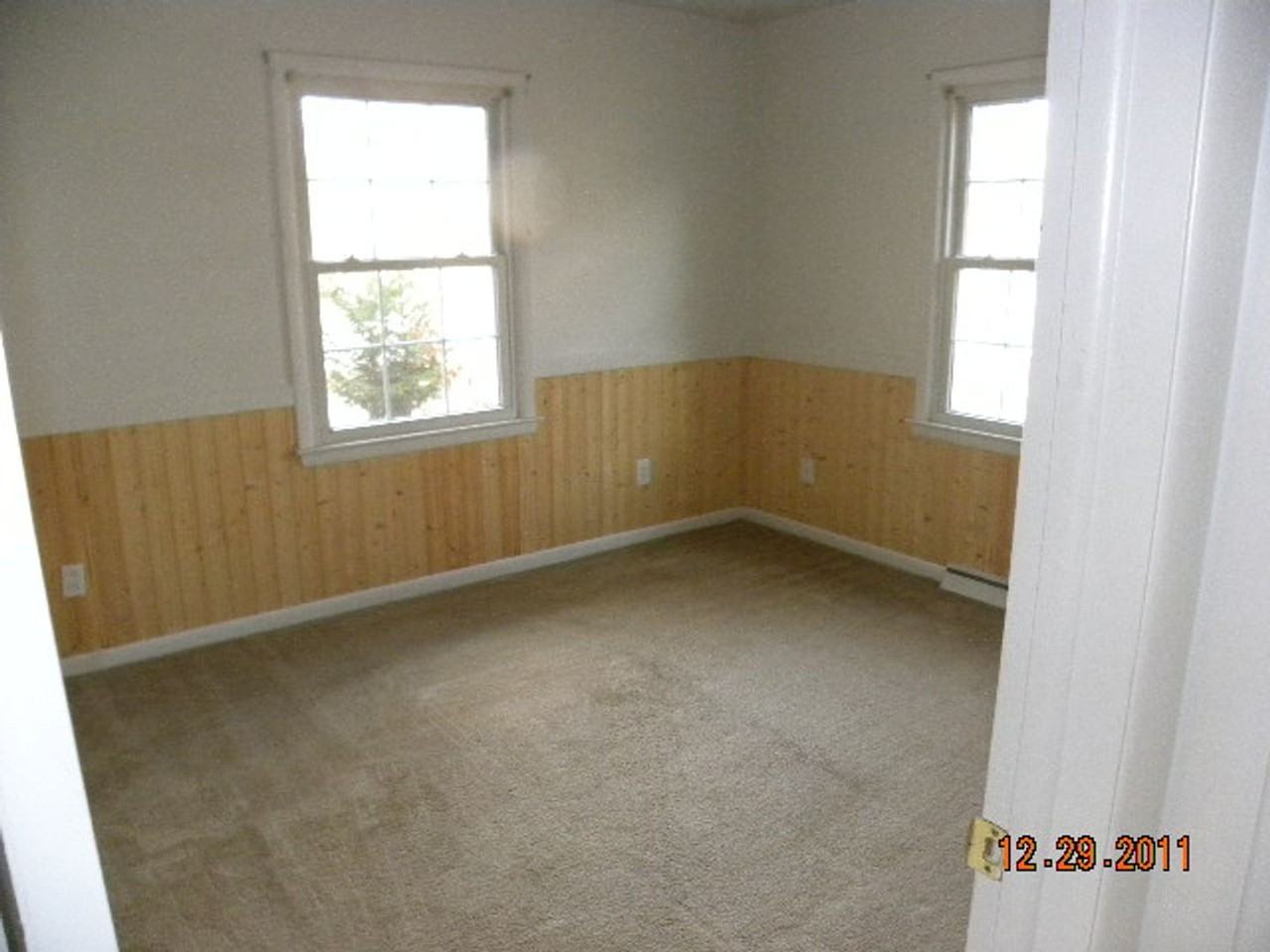 198 Cornell Dr - Photo 6 of 10