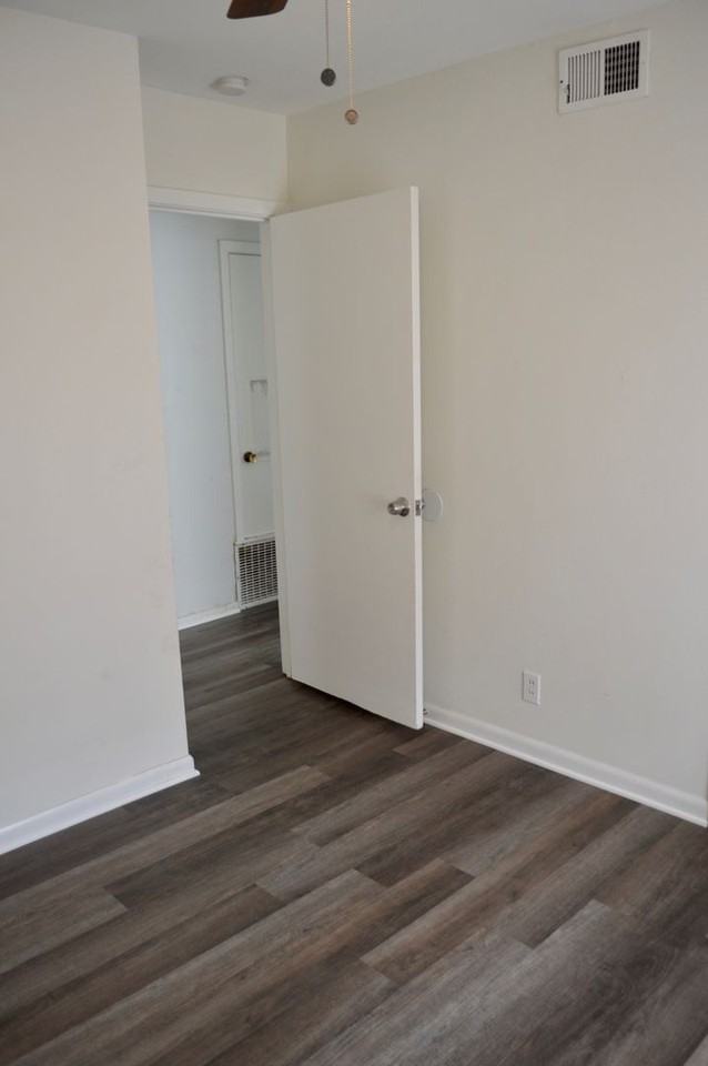 4327 Tallulah Dr - Photo 2 of 25