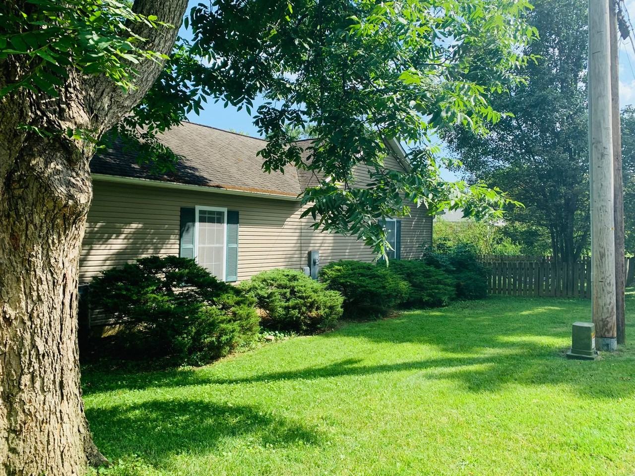 511 Owens St - Photo 2 of 14