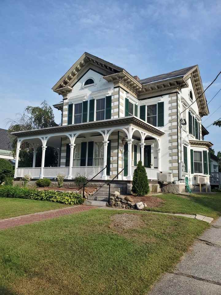 61 Summer St - Photo 2 of 12