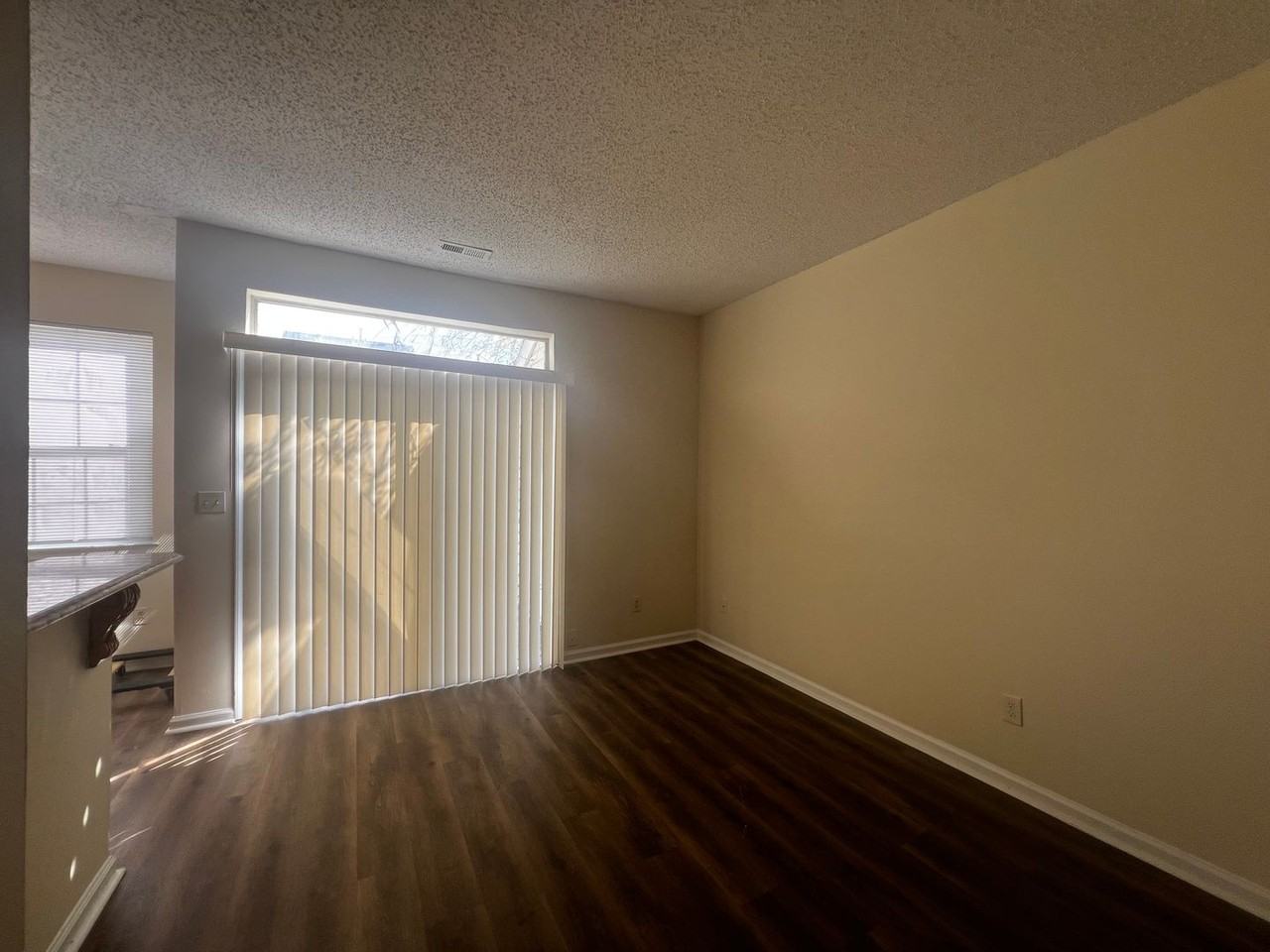 3205 Dunnebrook Dr - Photo 5 of 16