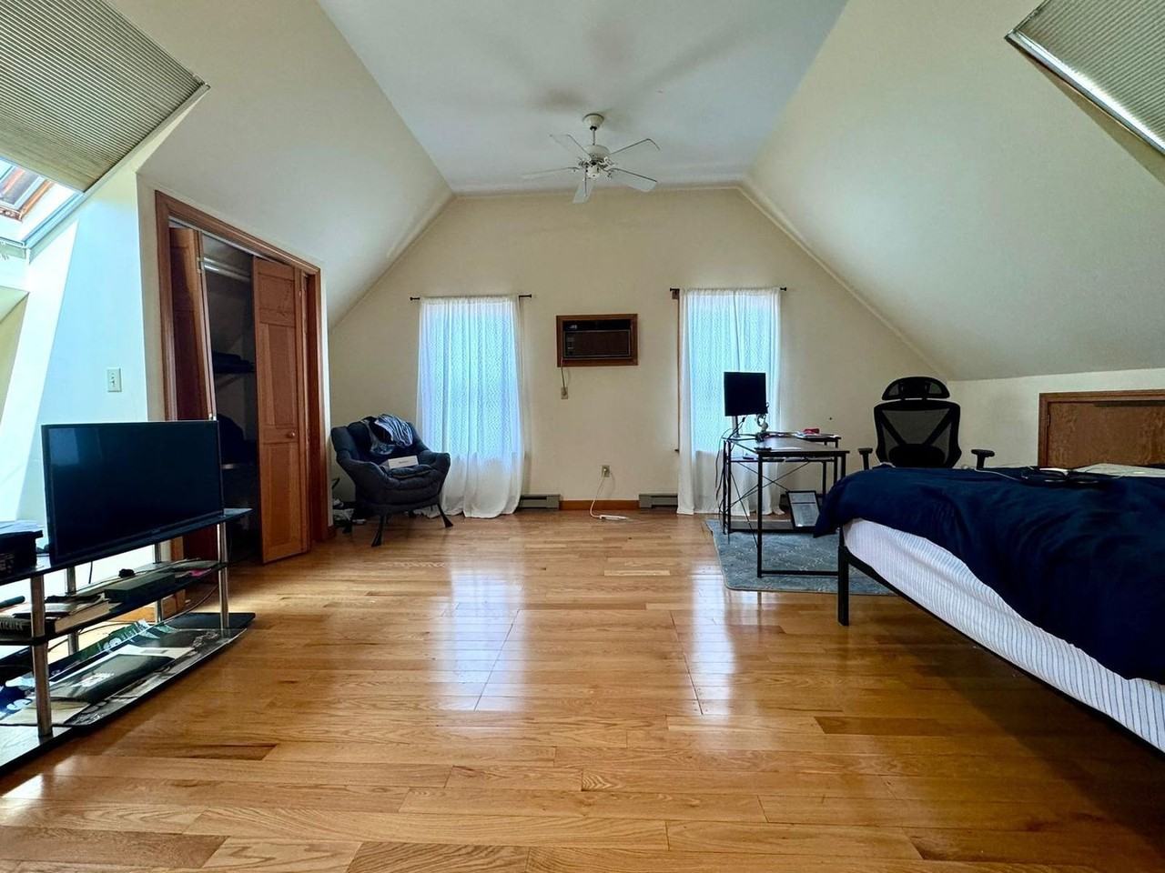 30 Lincoln Rd - Photo 4 of 11