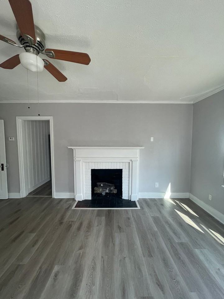 1112 Lee Ave - Photo 4 of 18