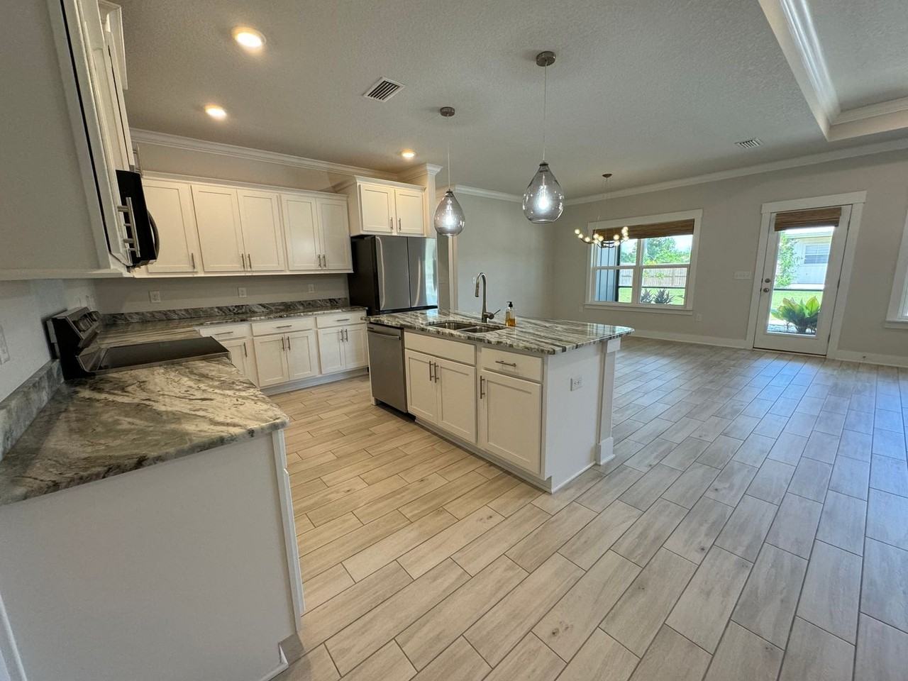 1924 Refuge Cir - Photo 5 of 36