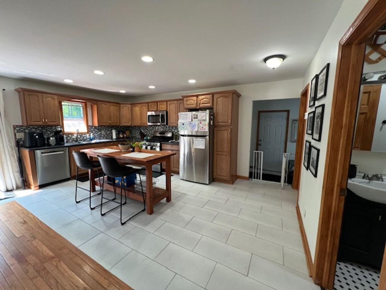 2079 Eldorado Dr - Photo 3 of 28