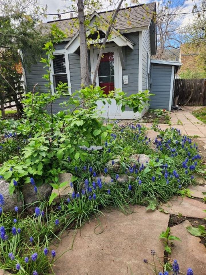 1567 1/2 9th St - Photo 2 of 19